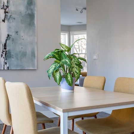 The Double Play - 1 Min Walk To Wrigley! Spacious 2Br - Perfect For Cubs Fans! Chicago Eksteriør billede