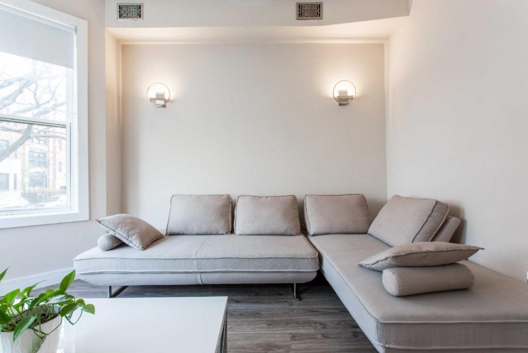 The Double Play! 1 Min Walk To Wrigley - 2Br - Perfect For Cubs Fans Lejlighed Chicago Eksteriør billede