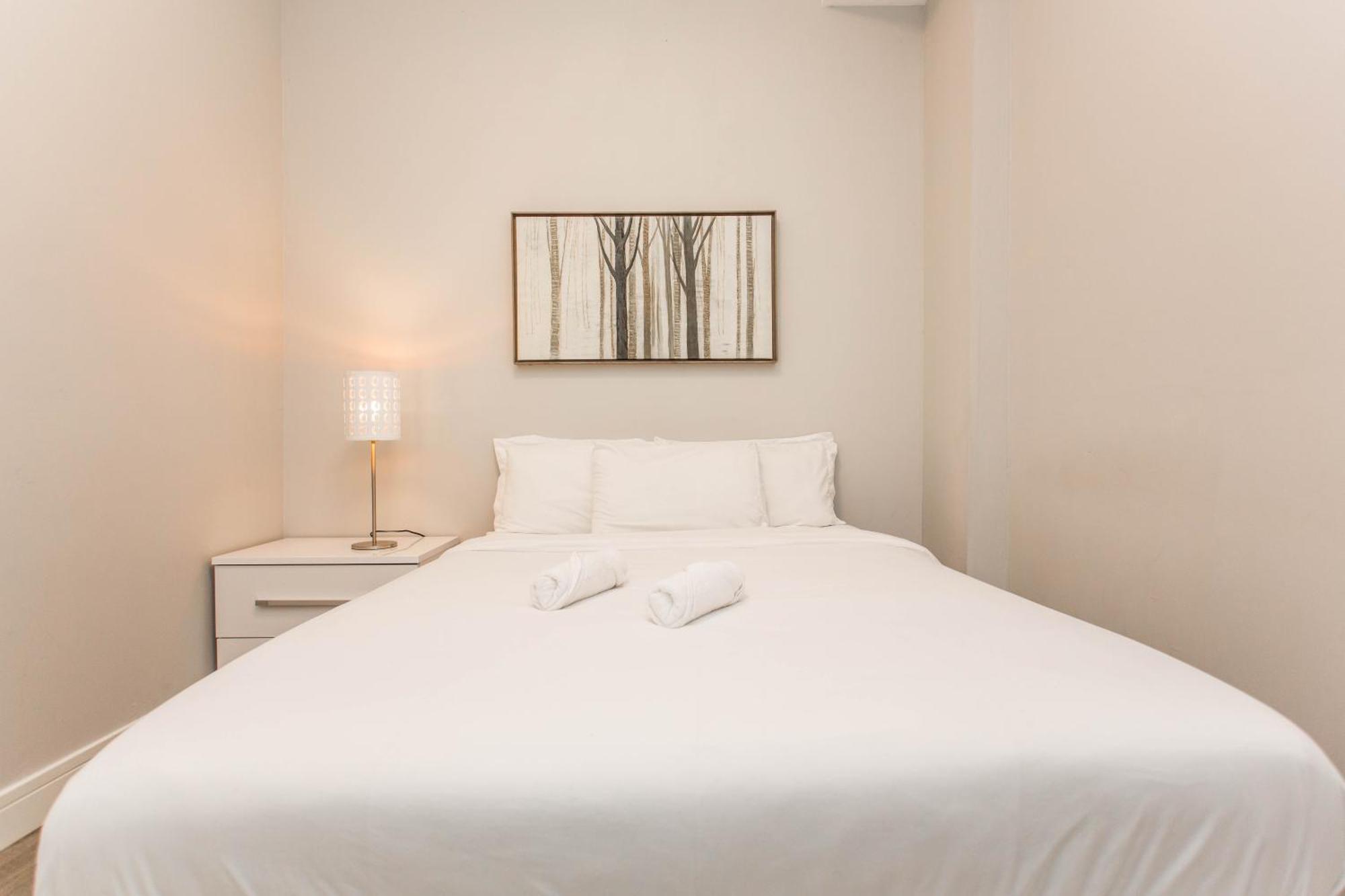 The Double Play - 1 Min Walk To Wrigley! Spacious 2Br - Perfect For Cubs Fans! Chicago Eksteriør billede
